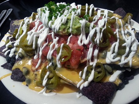 champs diner nyc brooklyn vegan meserole street nachos